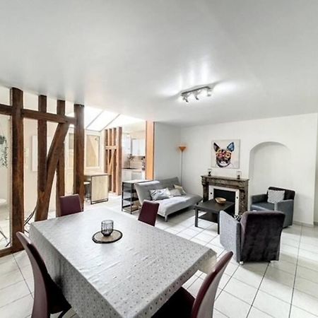 Appartement Au Coeur De Troyes Exterior foto