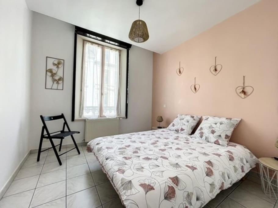 Appartement Au Coeur De Troyes Exterior foto